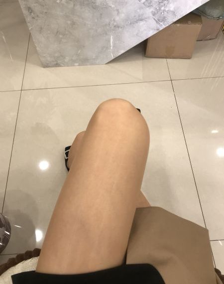 颜之月