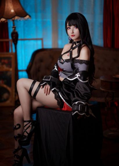 《女员工的滋味》2