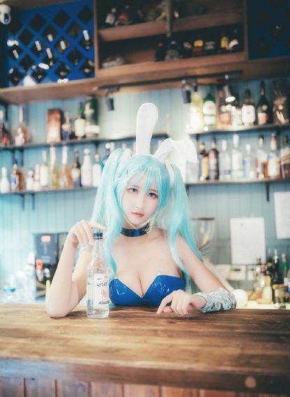 色欲迷墙
