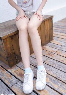 日本边做边吃奶aⅴ视频免费