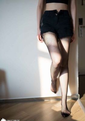 背后的男人