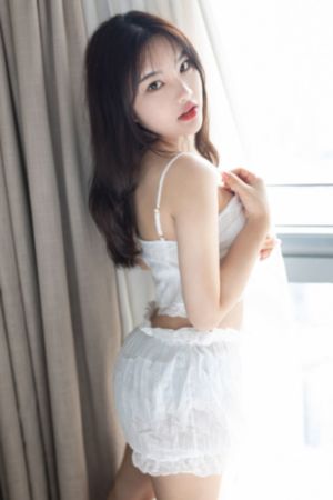 白衣校花与大长腿2 电视剧