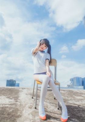 隔壁的女孩4
