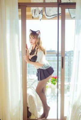美女校花张开腿让我电影