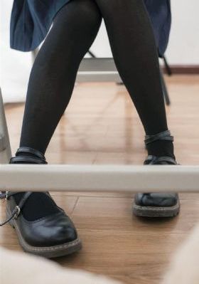 正在播放国外破女大片第八部