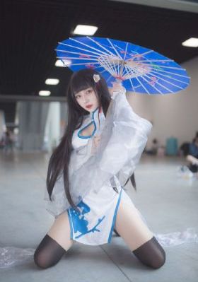 年轻的丝袜老师2