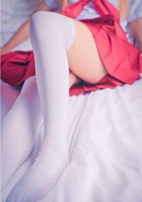 娇妻在卧室里被领导爽在线观看